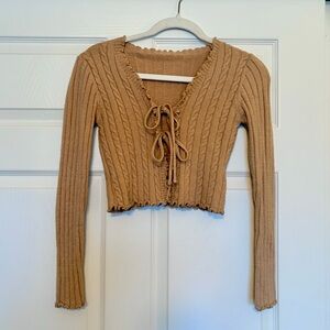 Beige Cropped Cable Knit Sweater with Ties — Size S
